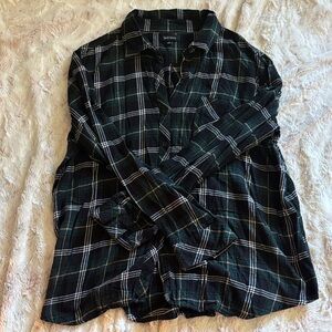Well Worn Black and Green Plaid Button-Down Shirt